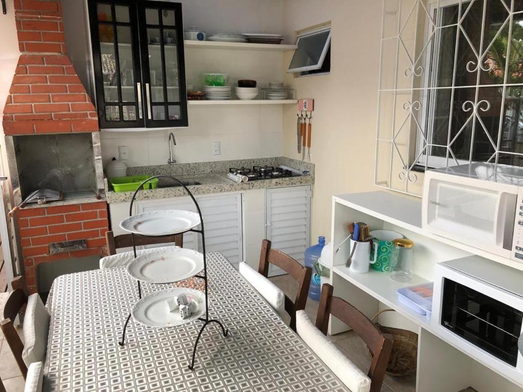Casa Da Arvore Rua Pescada Amarela Bombinhas Esterno foto